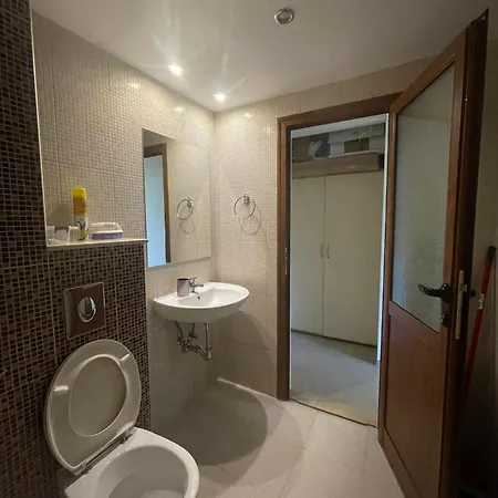 в комплексе голден хаус Apartment *